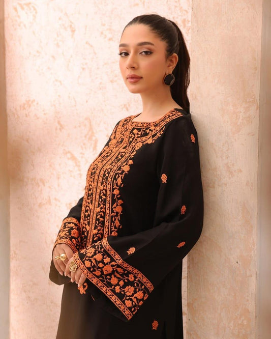 Round neck Embroidered Plain Cotton 2 pcs
