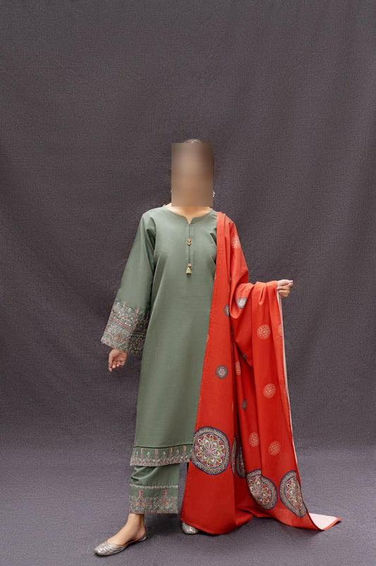 3 Pcs Women's Unstitched Embroidered Suit